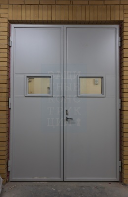 Распашные противопожарные ворота Portalus EI60 с остеклением