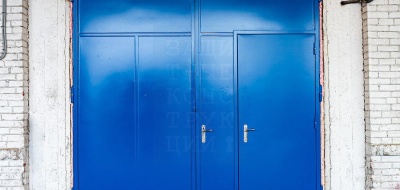 Распашные металлические ворота