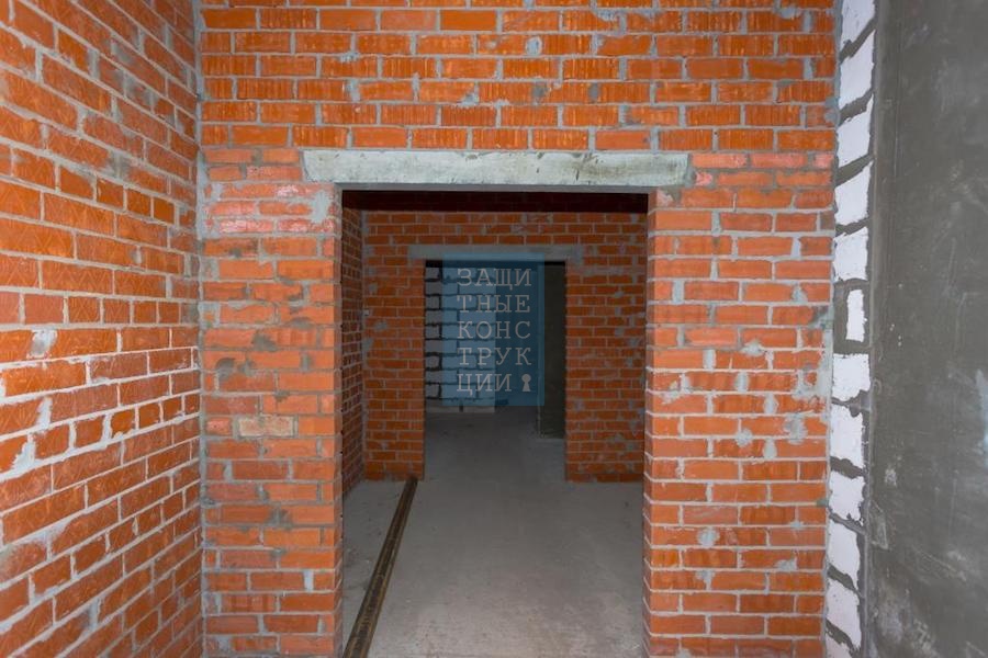 Дверной проем в перегородке из кирпича Дверной проем в перегородке из кирпича